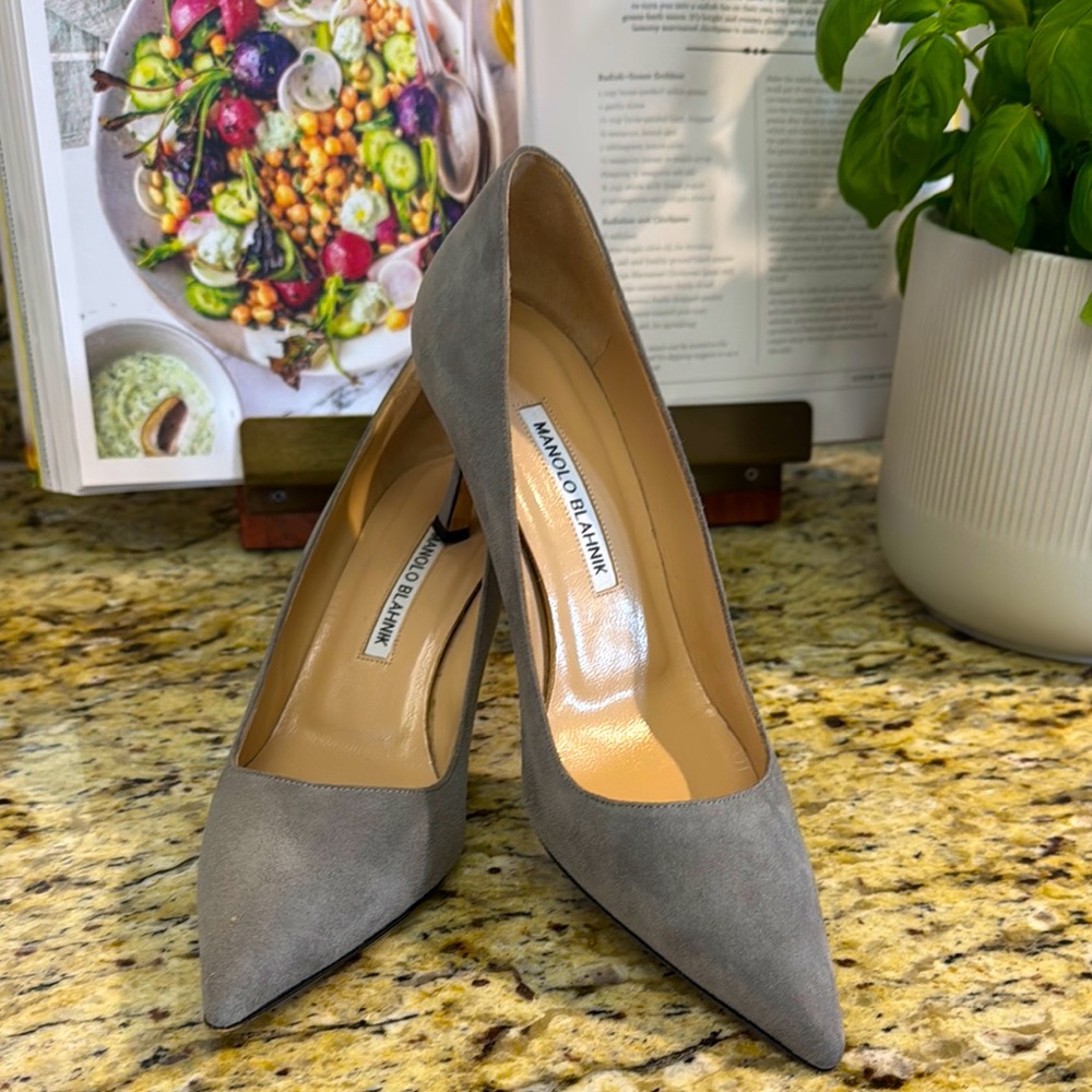 Manolo Blahnik Gray Heels Suede Stiletto 3”